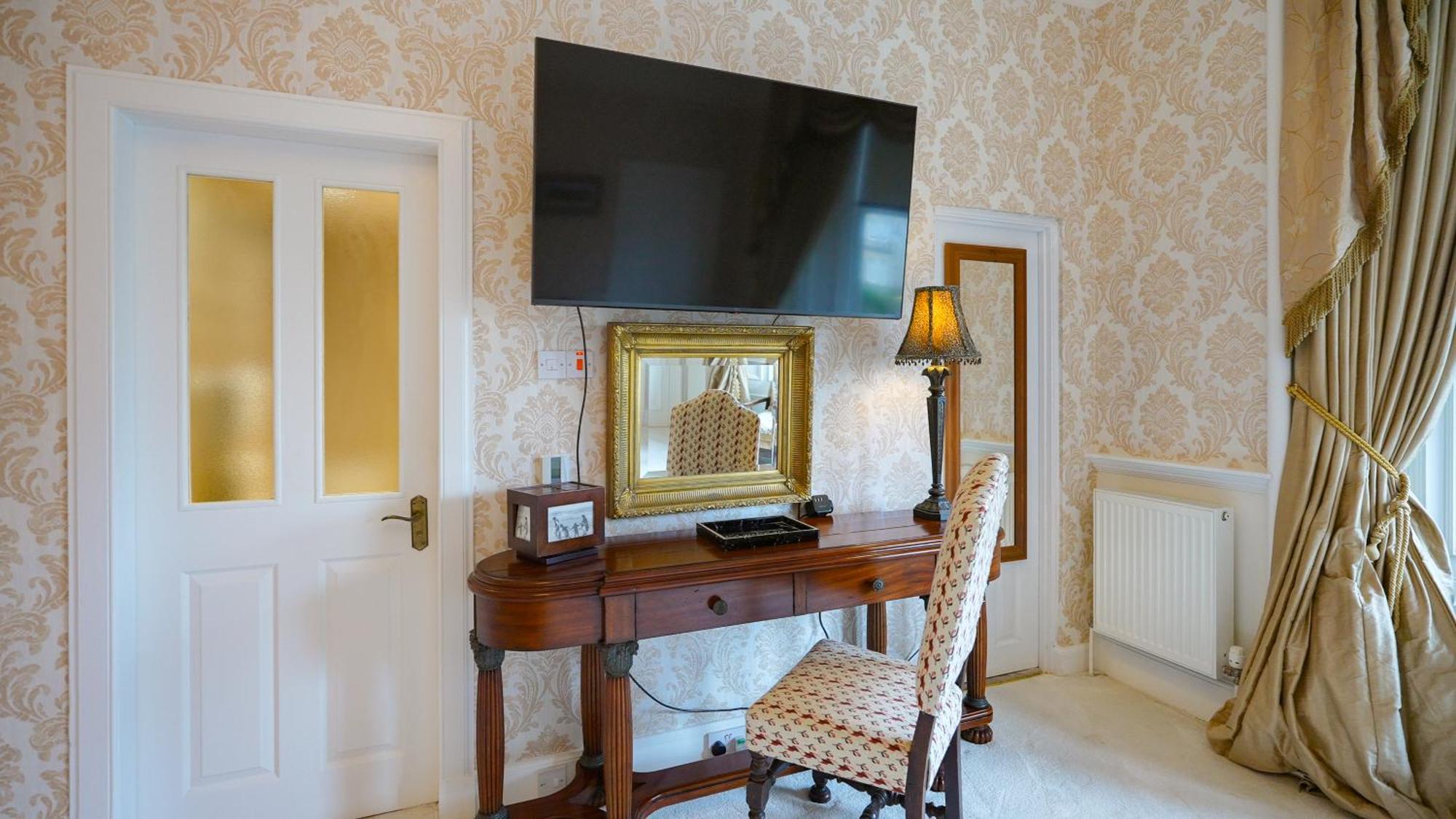 The Townhouse Ayr - Luxury B&B - Adults Only 외부 사진